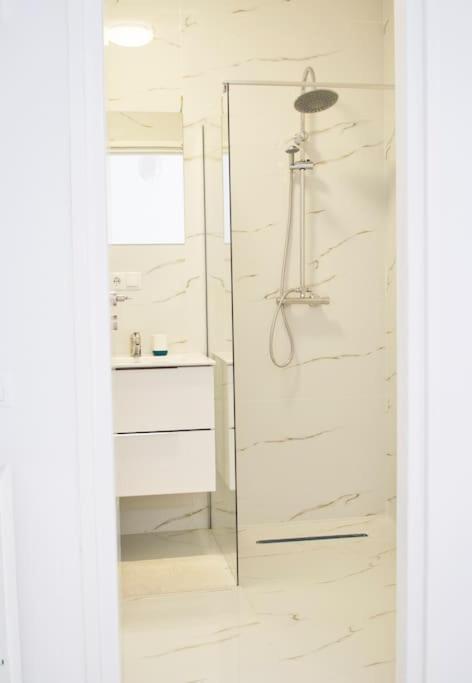 3 Dream Apartmant 3+Parcare Gratuita Appartement Oradea Buitenkant foto